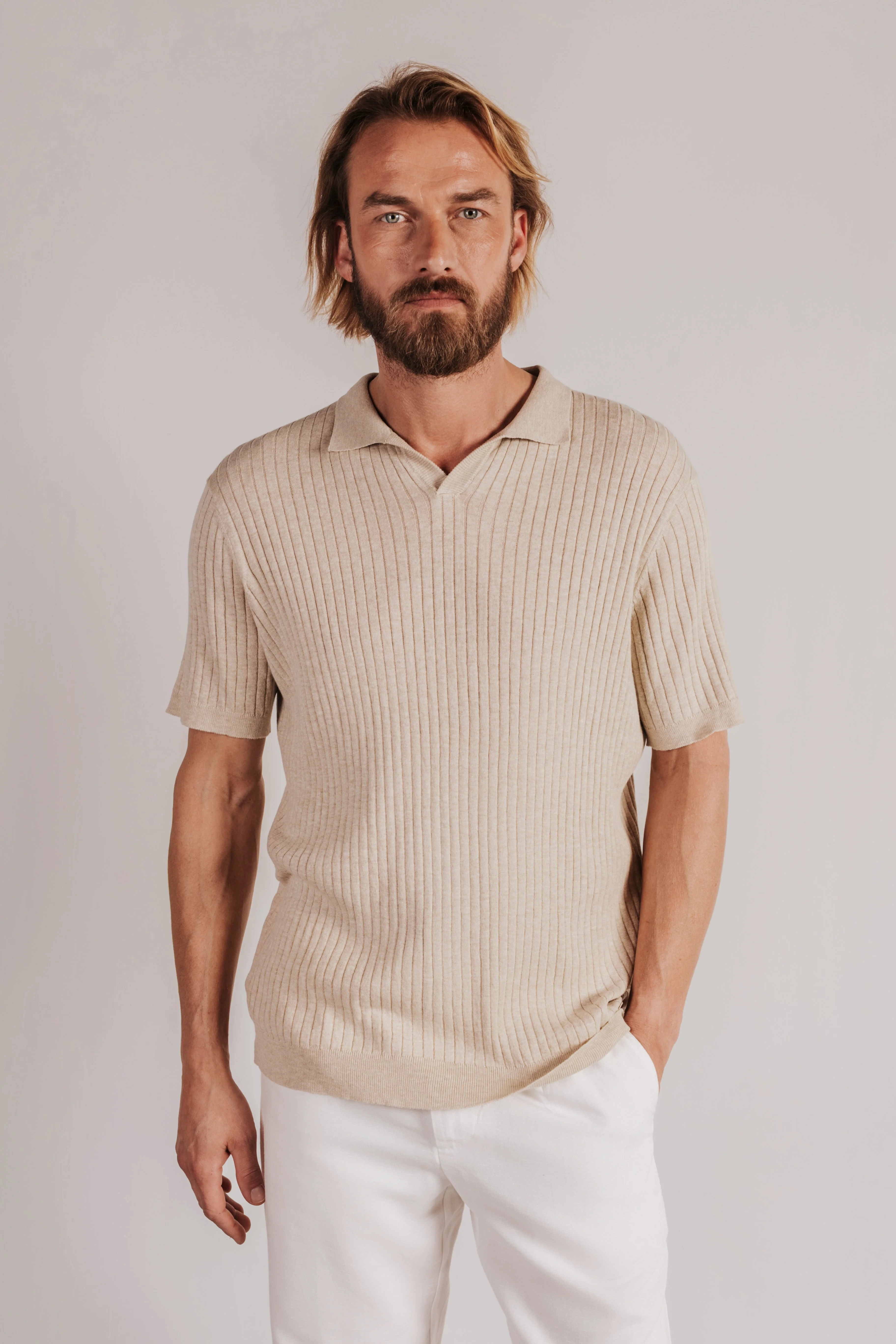 Polo tricot canalé
